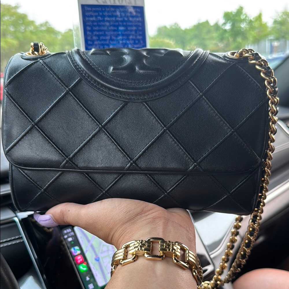 Tory Burch SMALL FLEMING SOFT CONVERTIBLE SHOULDER BAG - Picture 3 of 11